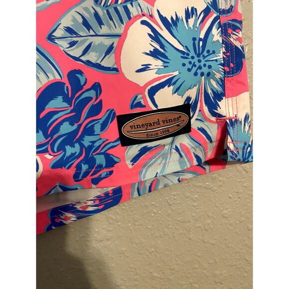 Vineyard Vines Pink Blue Swim Trunks Shorts Pockets Swim Shorts Floral - Picture 4 of 9